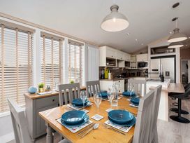 Hafan y Mor Haven - Holiday Accommodation 15587 - North Wales - 1185781 - thumbnail photo 4