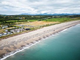 Hafan y Mor Haven - Holiday Accommodation 15587 - North Wales - 1185781 - thumbnail photo 16