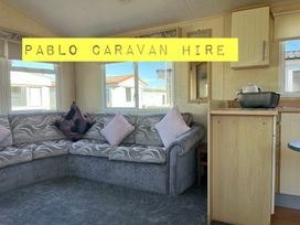 Palins Holiday Park - Holiday Accommodation 15591 - North Wales - 1185783 - thumbnail photo 3