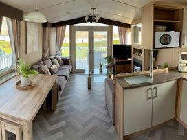 Marton Mere Holiday Village - Holiday Accommodation 15602 - Lake District - 1185786 - thumbnail photo 2