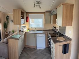 Marton Mere Holiday Village - Holiday Accommodation 15602 - Lake District - 1185786 - thumbnail photo 3