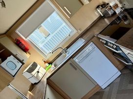Marton Mere Holiday Village - Holiday Accommodation 15602 - Lake District - 1185786 - thumbnail photo 7