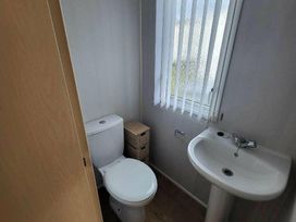 Lyons Winkups and Primrose - Holiday Accommodation 15610 - North Wales - 1185789 - thumbnail photo 3