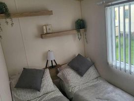 Lyons Winkups and Primrose - Holiday Accommodation 15610 - North Wales - 1185789 - thumbnail photo 14