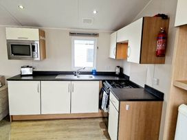 Primrose Valley Holiday Park - Holiday Accommodation 15637 - North Yorkshire (incl. Whitby) - 1185794 - thumbnail photo 3