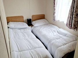 Primrose Valley Holiday Park - Holiday Accommodation 15637 - North Yorkshire (incl. Whitby) - 1185794 - thumbnail photo 8