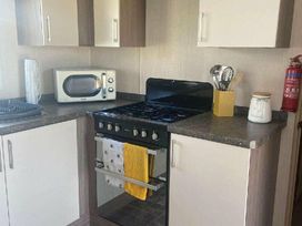 Whitehouse Leisure Park - Holiday Accommodation 15650 - North Wales - 1185796 - thumbnail photo 6