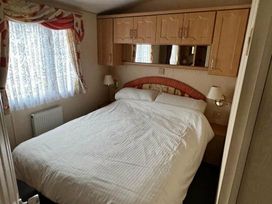 Edwards Leisure Park - Holiday Accommodation 15665 - North Wales - 1185799 - thumbnail photo 4