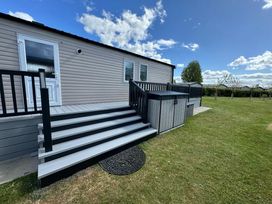 Flamingo Land Holiday Park - Holiday Accommodation 15669 - North Yorkshire (incl. Whitby) - 1185800 - thumbnail photo 18