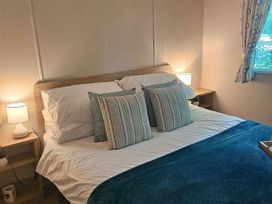 St Minver Holiday Park - Holiday Accommodation 15671 - Cornwall - 1185801 - thumbnail photo 6
