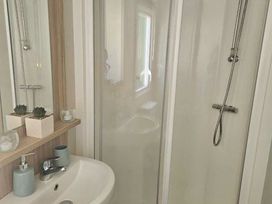 St Minver Holiday Park - Holiday Accommodation 15671 - Cornwall - 1185801 - thumbnail photo 11