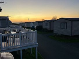 Littlesea Holiday Park - Holiday Accommodation 1568 - Dorset - 1185803 - thumbnail photo 3