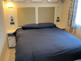 Littlesea Holiday Park - Holiday Accommodation 1568 - Dorset - 1185803 - thumbnail photo 10