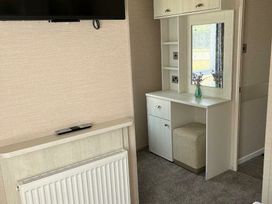 Littlesea Holiday Park - Holiday Accommodation 1568 - Dorset - 1185803 - thumbnail photo 11