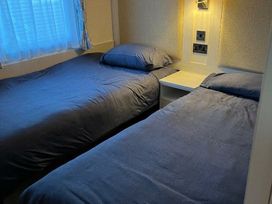 Littlesea Holiday Park - Holiday Accommodation 1568 - Dorset - 1185803 - thumbnail photo 13