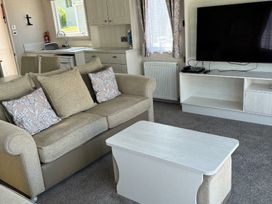 Littlesea Holiday Park - Holiday Accommodation 1568 - Dorset - 1185803 - thumbnail photo 15