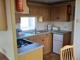 Coral Beach - Holiday Accommodation 15685 - Lincolnshire - 1185805 - thumbnail photo 6