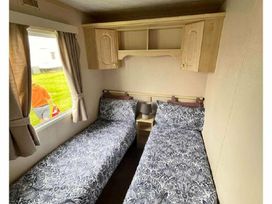 Coral Beach - Holiday Accommodation 15685 - Lincolnshire - 1185805 - thumbnail photo 16