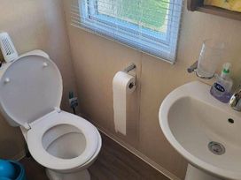 Weymouth Bay Holiday Park - Holiday Accommodation 15694 - Dorset - 1185806 - thumbnail photo 5