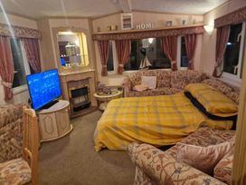 Aberystwyth Holiday Village - Holiday Accommodation 15701 - Mid Wales - 1185808 - thumbnail photo 6