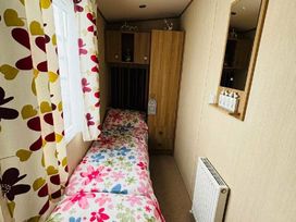 Marine Holiday Park - Holiday Accommodation 15712 - North Wales - 1185812 - thumbnail photo 14