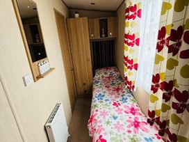 Marine Holiday Park - Holiday Accommodation 15712 - North Wales - 1185812 - thumbnail photo 15