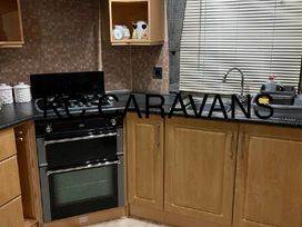 Happy Days Caravan Park - Holiday Accommodation 15713 - North Wales - 1185813 - thumbnail photo 6