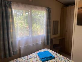 Thorness Bay Holiday Park - Holiday Accommodation 15719 - Isle of Wight & Hampshire - 1185814 - thumbnail photo 4