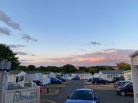Thorness Bay Holiday Park - Holiday Accommodation 15719 - Isle of Wight & Hampshire - 1185814 - thumbnail photo 8