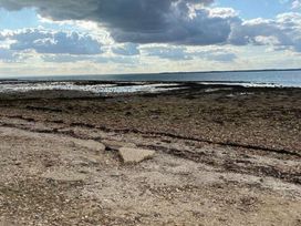 Thorness Bay Holiday Park - Holiday Accommodation 15719 - Isle of Wight & Hampshire - 1185814 - thumbnail photo 9