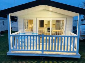 Wild Duck Holiday Park - Holiday Accommodation 15726 - Norfolk - 1185815 - thumbnail photo 15