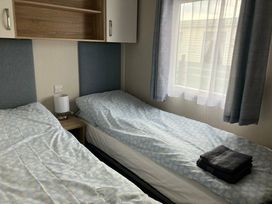 Lossiemouth Bay Caravan Park - Holiday Accommodation 15728 - Scottish Lowlands - 1185816 - thumbnail photo 5