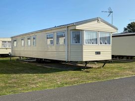 St Osyth Holiday Village - Holiday Accommodation 15756 - Suffolk & Essex - 1185821 - thumbnail photo 3