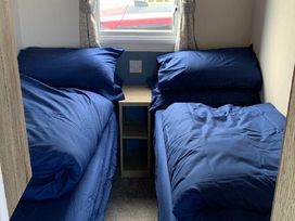 Greenacres Holiday Park - Holiday Accommodation 15761 - North Wales - 1185824 - thumbnail photo 3