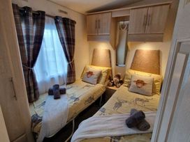 Three Lochs Holiday Park - Holiday Accommodation 15762 -  - 1185825 - thumbnail photo 18