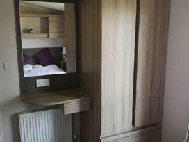 Kiln Park Holiday Park - Holiday Accommodation 15763 - South Wales - 1185826 - thumbnail photo 11