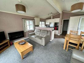 Rockley Park - Holiday Accommodation 15766 - Dorset - 1185828 - thumbnail photo 6