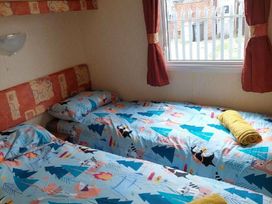 Seaview Caravan Park - Holiday Accommodation 15777 - Lincolnshire - 1185830 - thumbnail photo 9