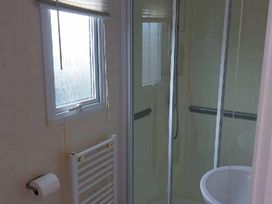 Seaview Caravan Park - Holiday Accommodation 15777 - Lincolnshire - 1185830 - thumbnail photo 11