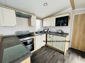 Tattershall Lakes Country Park - Holiday Accommodation 15788 - Lincolnshire - 1185832 - thumbnail photo 2