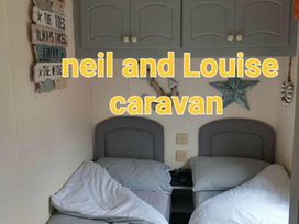Happy Days Caravan Park - Holiday Accommodation 15806 - North Wales - 1185835 - thumbnail photo 13