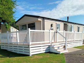 Hafan y Mor Haven - Holiday Accommodation 15817 - North Wales - 1185836 - thumbnail photo 1