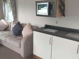 Hafan y Mor Haven - Holiday Accommodation 15817 - North Wales - 1185836 - thumbnail photo 6