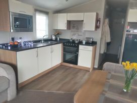 Hafan y Mor Haven - Holiday Accommodation 15817 - North Wales - 1185836 - thumbnail photo 9