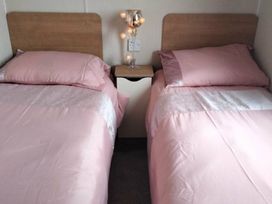 Hafan y Mor Haven - Holiday Accommodation 15817 - North Wales - 1185836 - thumbnail photo 12