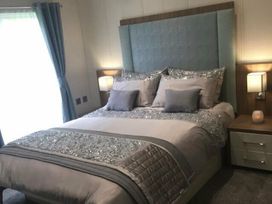 Kiln Park Holiday Park - Holiday Accommodation 15818 - South Wales - 1185838 - thumbnail photo 9