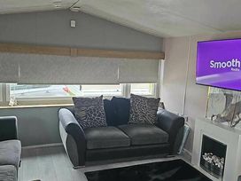 Ty Mawr Holiday Park - Holiday Accommodation 15822 - North Wales - 1185839 - thumbnail photo 6