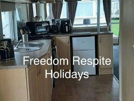 Lyons Robin Hood - Holiday Accommodation 15838 - North Wales - 1185841 - thumbnail photo 7