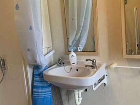 Lyons Robin Hood - Holiday Accommodation 15838 - North Wales - 1185841 - thumbnail photo 10