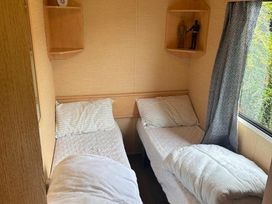 Fishguard Holiday Park - Holiday Accommodation 15839 - South Wales - 1185842 - thumbnail photo 8
